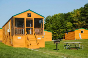 Plymouth Rock Camping Resort Deluxe Cabin 16